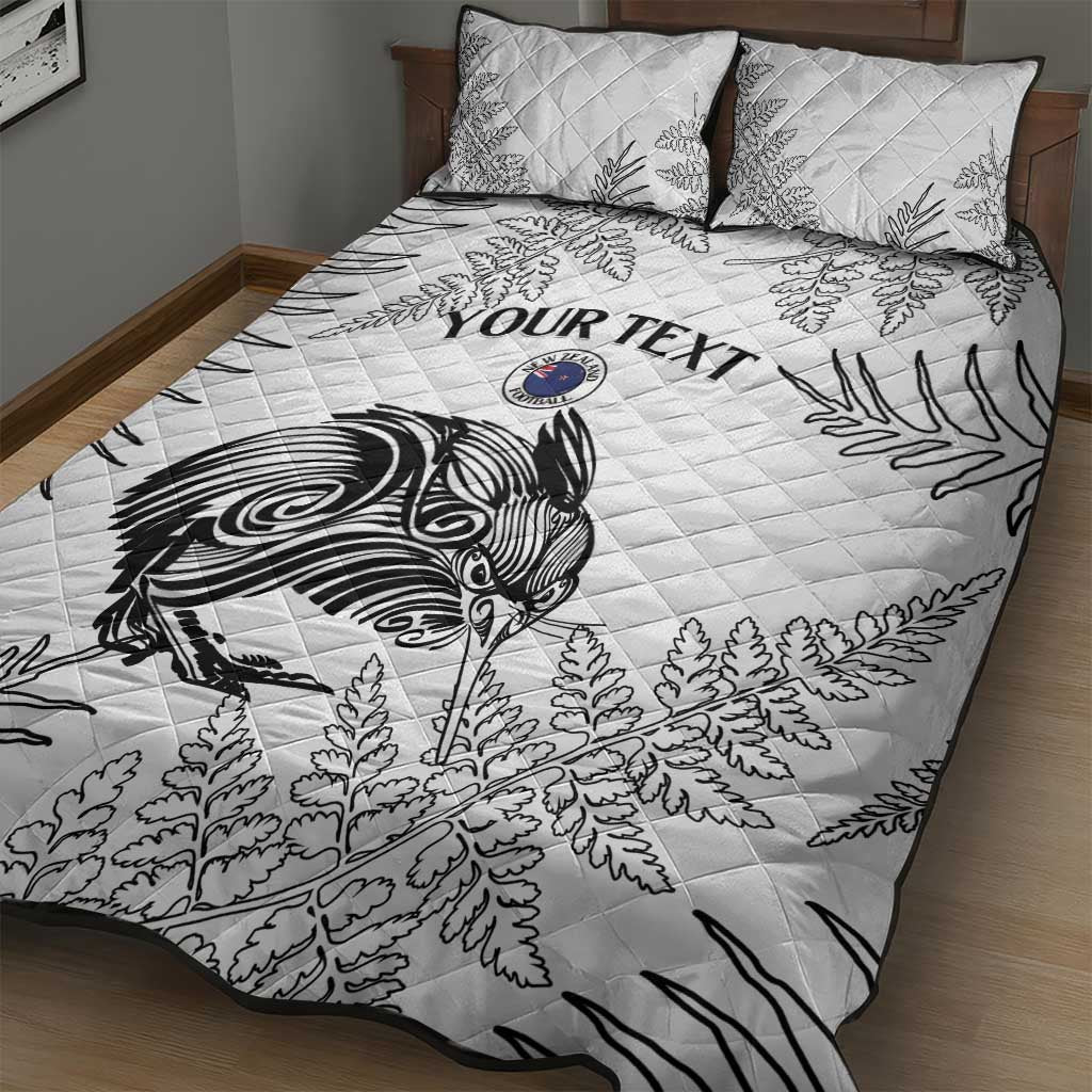 Custom New Zealand Kiwi Football Quilt Bed Set Aotearoa Silver Fern - Vibe Hoodie Shop