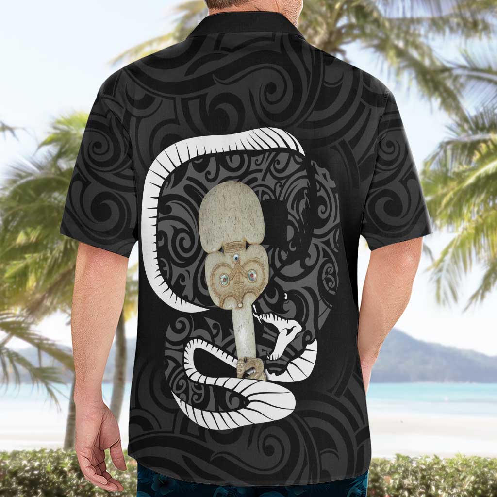 Black New Zealand Eel Hawaiian Shirt Aotearoa Maori Tuna With Kotiate Weapon - Vibe Hoodie Shop