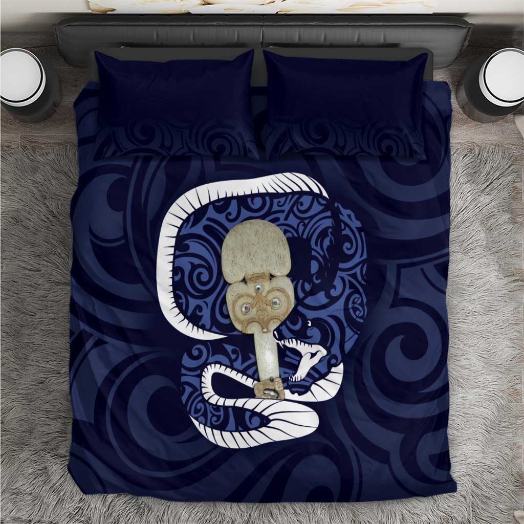 Blue New Zealand Eel Bedding Set Aotearoa Maori Tuna With Kotiate Weapon - Vibe Hoodie Shop