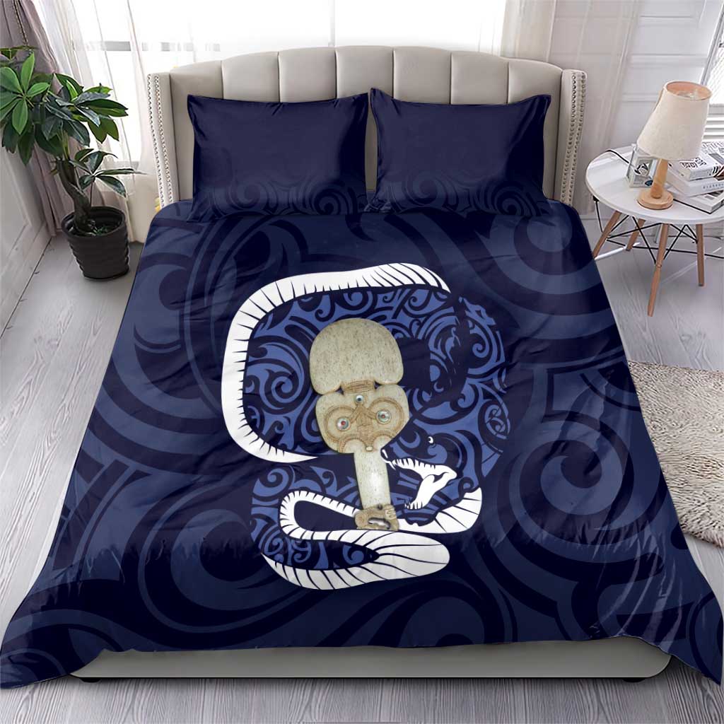 Blue New Zealand Eel Bedding Set Aotearoa Maori Tuna With Kotiate Weapon - Vibe Hoodie Shop
