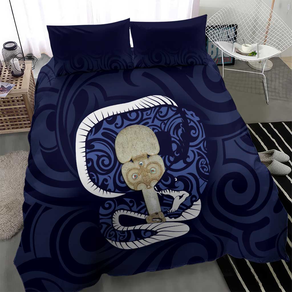 Blue New Zealand Eel Bedding Set Aotearoa Maori Tuna With Kotiate Weapon - Vibe Hoodie Shop