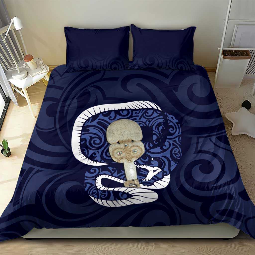 Blue New Zealand Eel Bedding Set Aotearoa Maori Tuna With Kotiate Weapon - Vibe Hoodie Shop