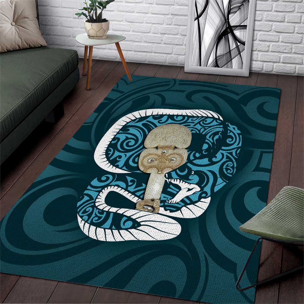 Turquoise New Zealand Eel Area Rug Aotearoa Maori Tuna With Kotiate Weapon - Vibe Hoodie Shop