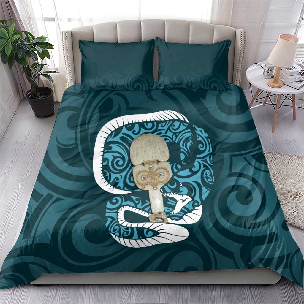 Turquoise New Zealand Eel Bedding Set Aotearoa Maori Tuna With Kotiate Weapon - Vibe Hoodie Shop