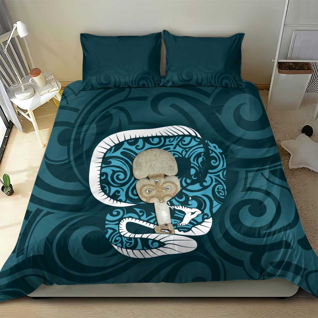 Turquoise New Zealand Eel Bedding Set Aotearoa Maori Tuna With Kotiate Weapon - Vibe Hoodie Shop