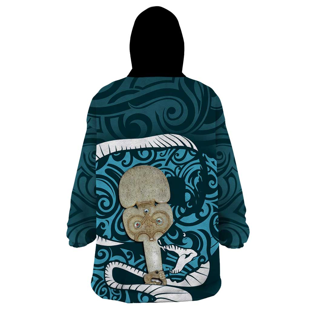 Turquoise New Zealand Eel Wearable Blanket Hoodie Aotearoa Maori Tuna With Kotiate Weapon - Vibe Hoodie Shop