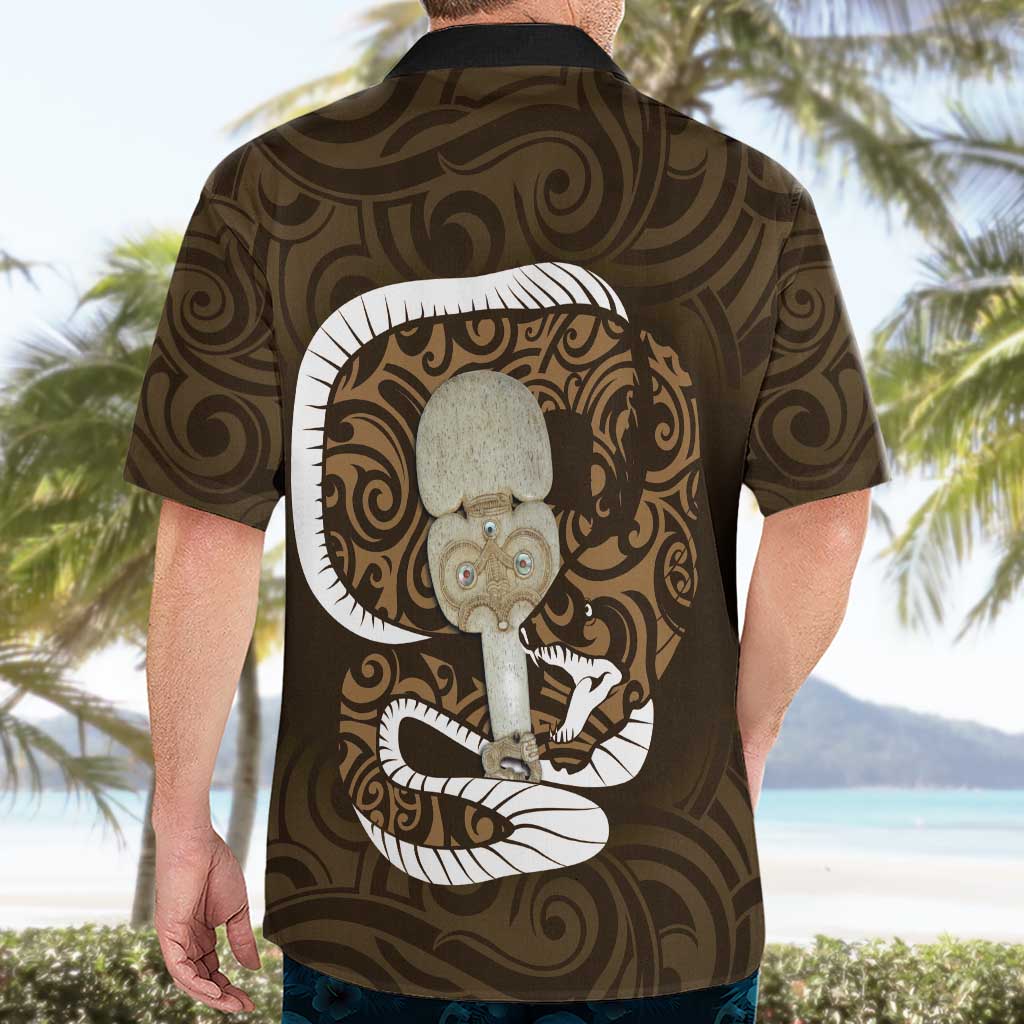 Gold New Zealand Eel Hawaiian Shirt Aotearoa Maori Tuna With Kotiate Weapon - Vibe Hoodie Shop