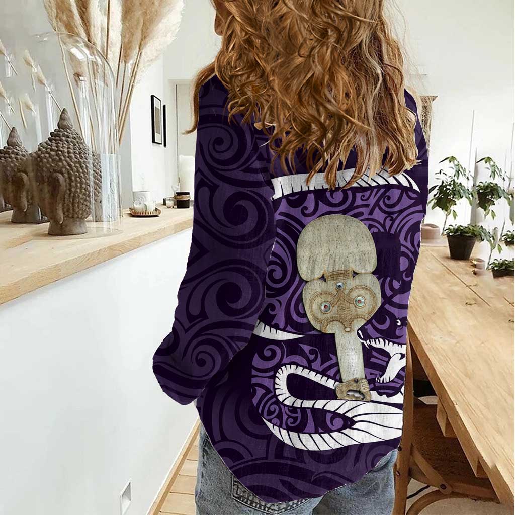 Purple New Zealand Eel Women Casual Shirt Aotearoa Maori Tuna With Kotiate Weapon - Vibe Hoodie Shop