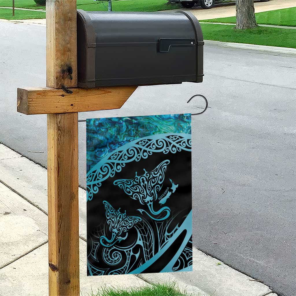 New Zealand Stingray Garden Flag Aotearoa Whai With Maori Paua Shell - Vibe Hoodie Shop