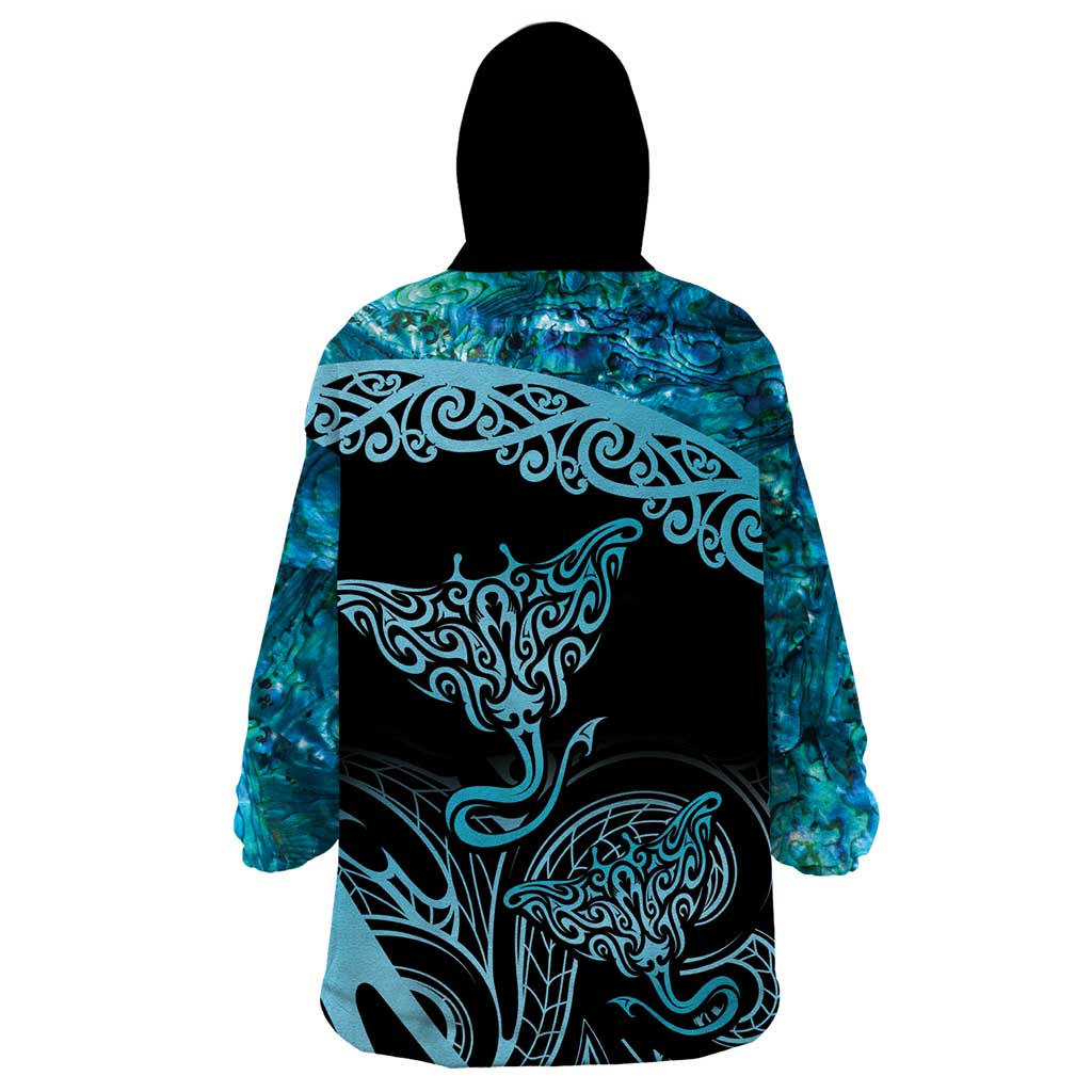 New Zealand Stingray Wearable Blanket Hoodie Aotearoa Whai With Maori Paua Shell - Vibe Hoodie Shop