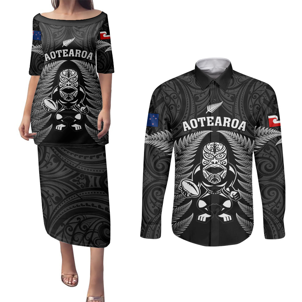 custom-new-zealand-aotearoa-rugby-couples-matching-puletasi-dress-and-long-sleeve-button-shirts-nz-tiki-with-maori-fern-world-cup-black-version