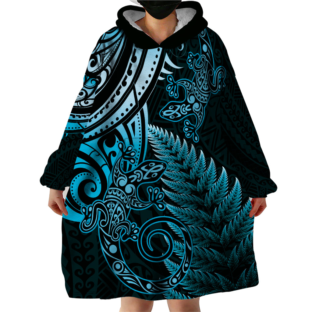 New Zealand Lizard Wearable Blanket Hoodie Silver Fern Aotearoa Maori Blue Version - Vibe Hoodie Shop