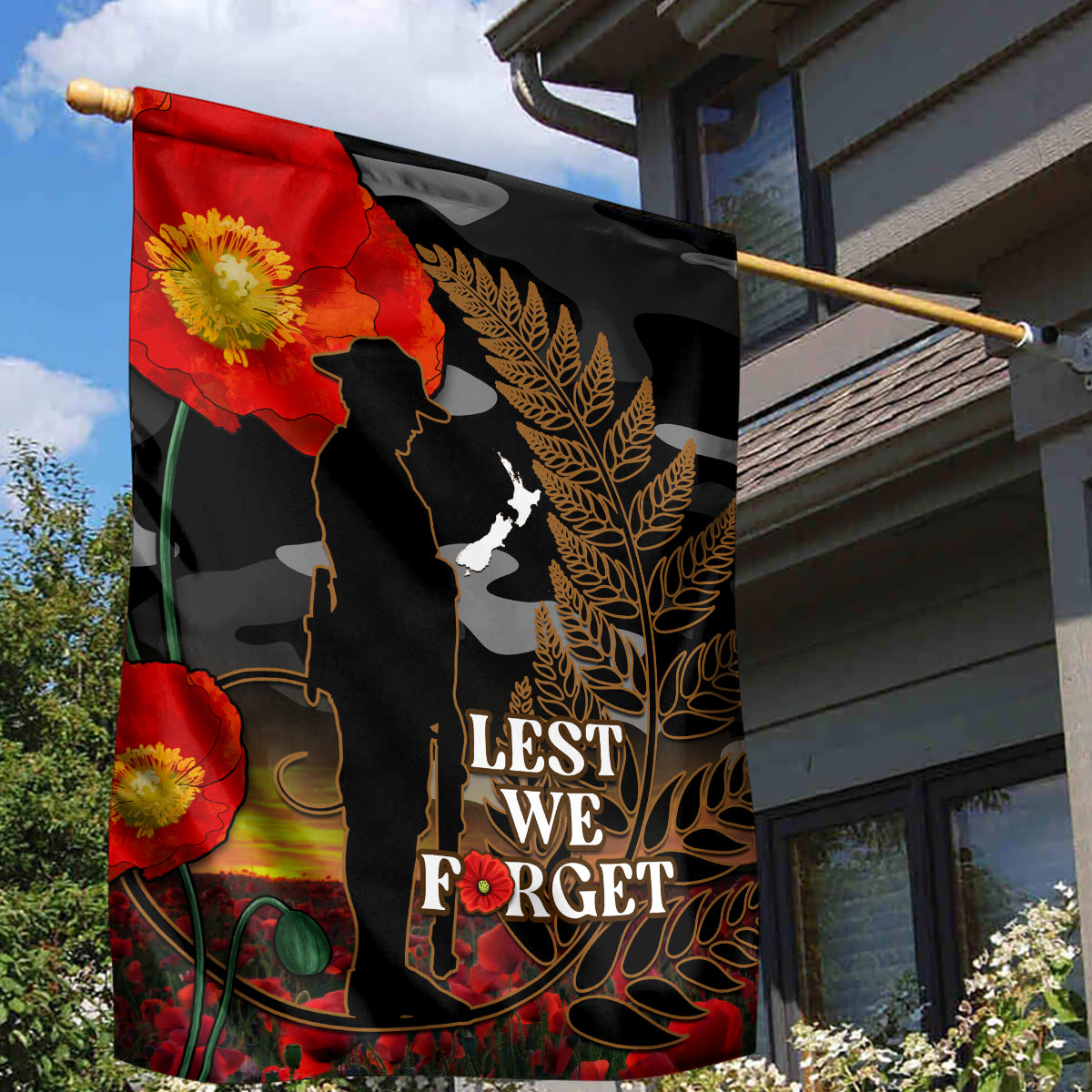 New Zealand ANZAC Day Garden Flag Lest We Forget Silver Fern With Camouflage - Vibe Hoodie Shop