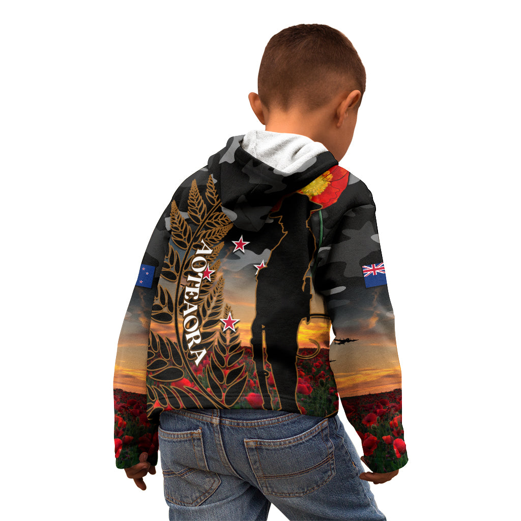 New Zealand ANZAC Day Kid Hoodie Lest We Forget Silver Fern With Camouflage - Vibe Hoodie Shop