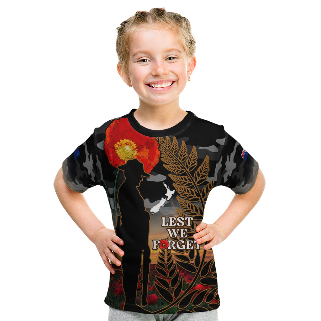 New Zealand ANZAC Day Kid T Shirt Lest We Forget Silver Fern With Camouflage - Vibe Hoodie Shop