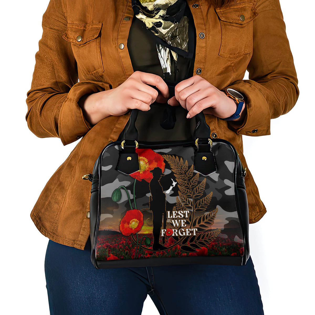 New Zealand ANZAC Day Shoulder Handbag Lest We Forget Silver Fern With Camouflage - Vibe Hoodie Shop