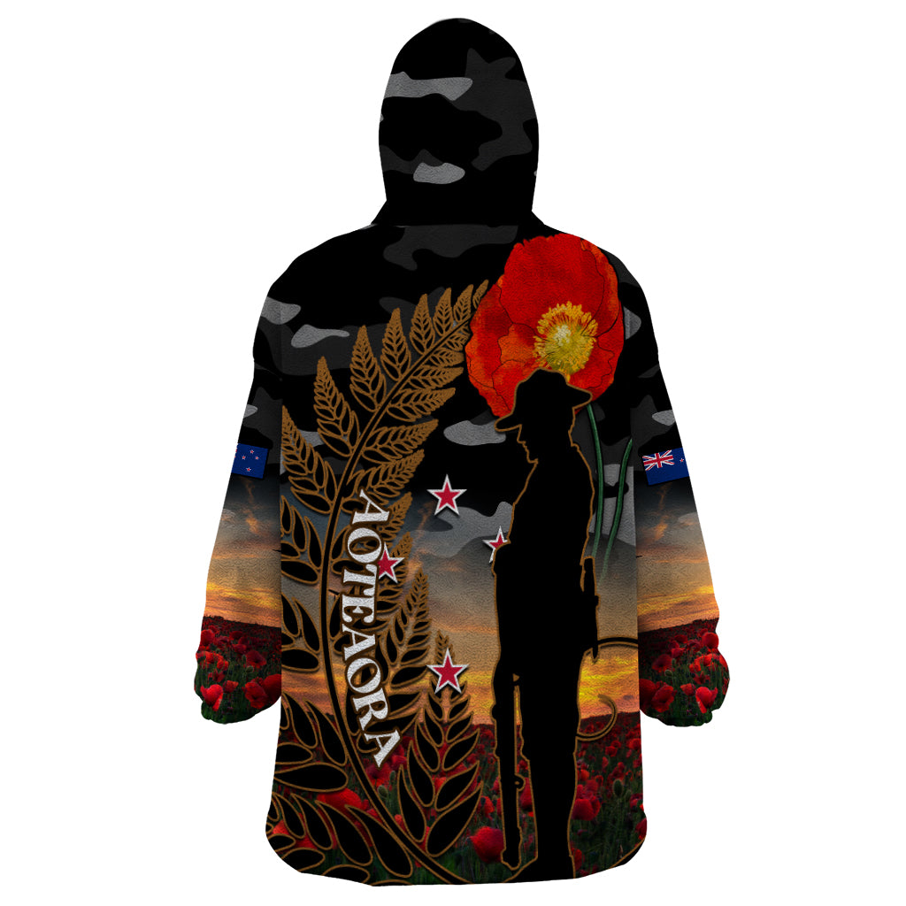 New Zealand ANZAC Day Wearable Blanket Hoodie Lest We Forget Silver Fern With Camouflage - Vibe Hoodie Shop