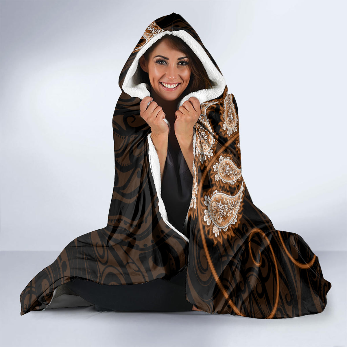 brown-new-zealand-paisley-silver-fern-hooded-blanket-aotearoa-maori