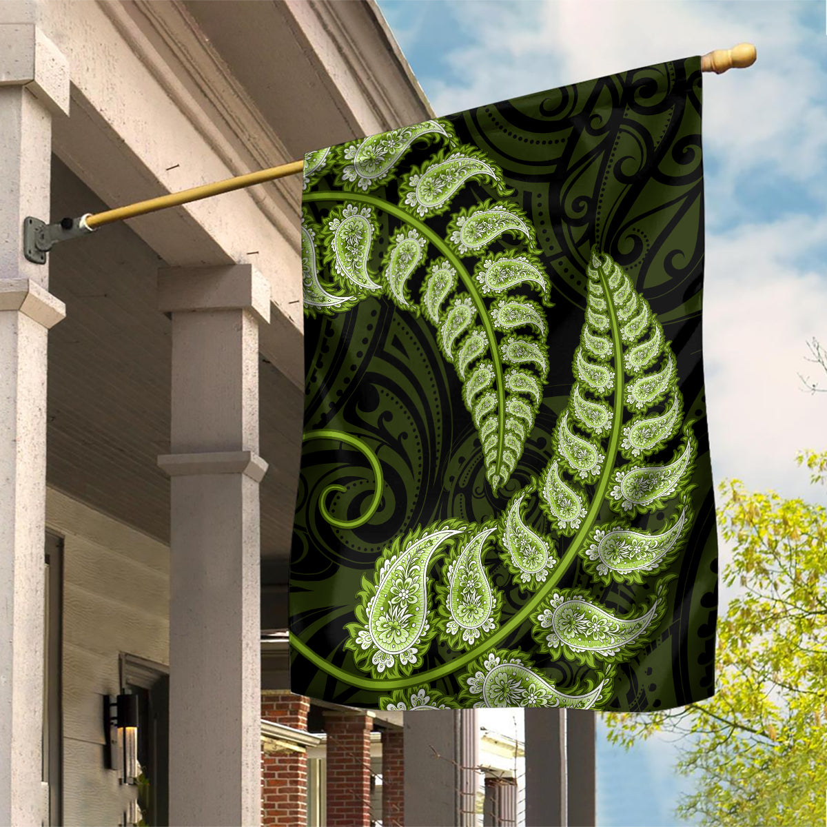 Green New Zealand Paisley Silver Fern Garden Flag Aotearoa Maori - Vibe Hoodie Shop