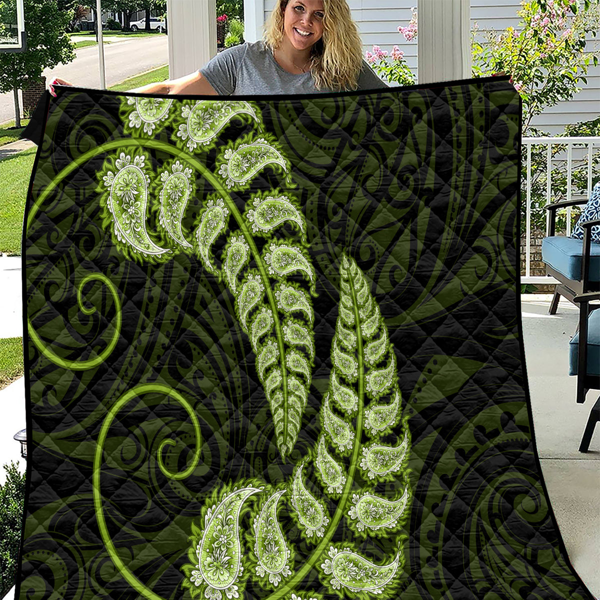 Green New Zealand Paisley Silver Fern Quilt Aotearoa Maori - Vibe Hoodie Shop