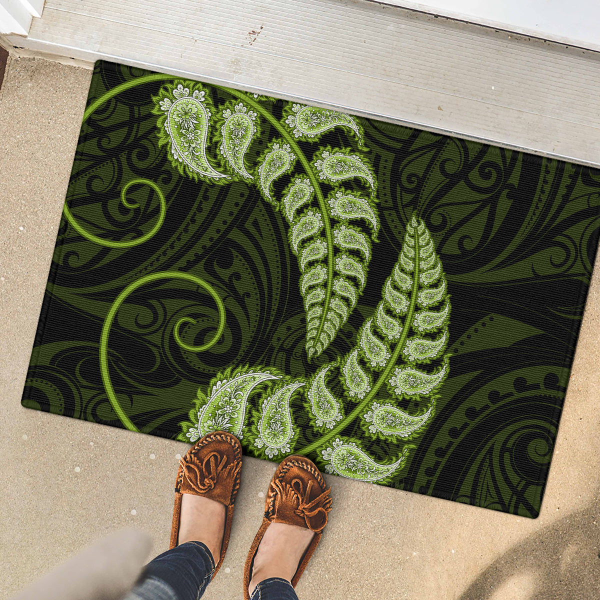 green-new-zealand-paisley-silver-fern-rubber-doormat-aotearoa-maori