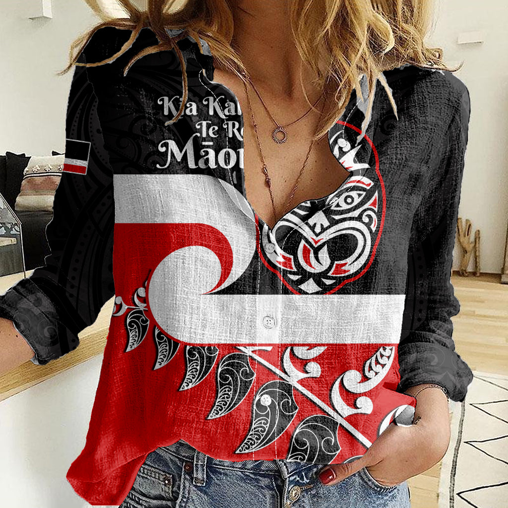 Personalised Te Reo Maori New Zealand Women Casual Shirt Kia Haka Maori Fern With Tino Rangatiratanga - Vibe Hoodie Shop