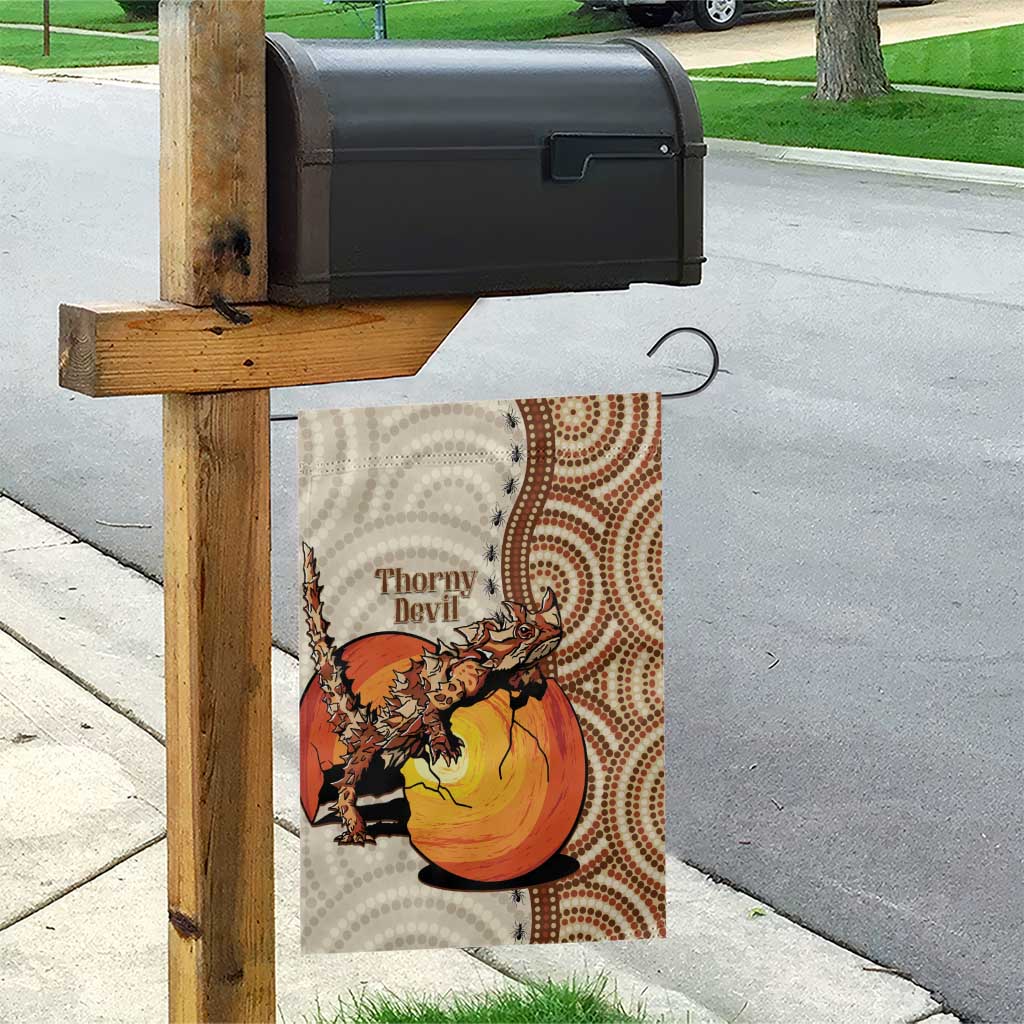 Thorny Devil Australia Garden Flag Baby Moloch Horridus With Ants - Aboriginal Art - Vibe Hoodie Shop