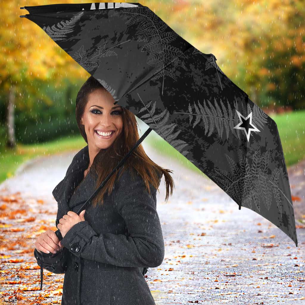 Custom New Zealand Silver Fern Football Umbrella Go Aotearoa Grunge Black - Vibe Hoodie