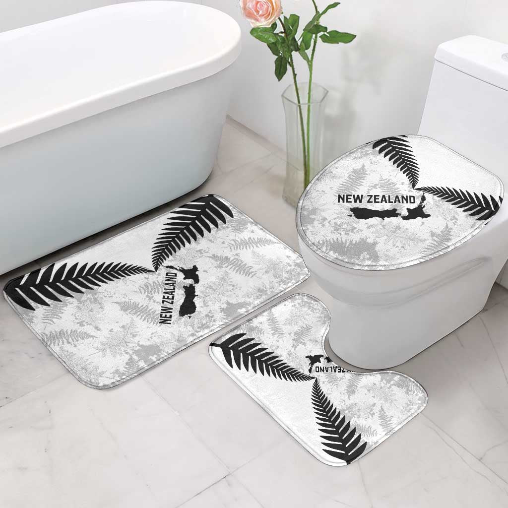 Custom New Zealand Silver Fern Football Bathroom Set Go Aotearoa Grunge White - Vibe Hoodie