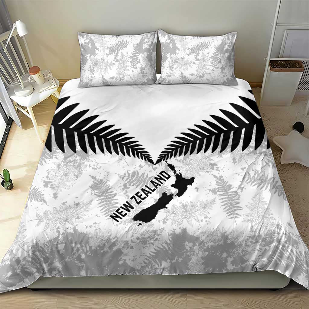 Custom New Zealand Silver Fern Football Bedding Set Go Aotearoa Grunge White - Vibe Hoodie