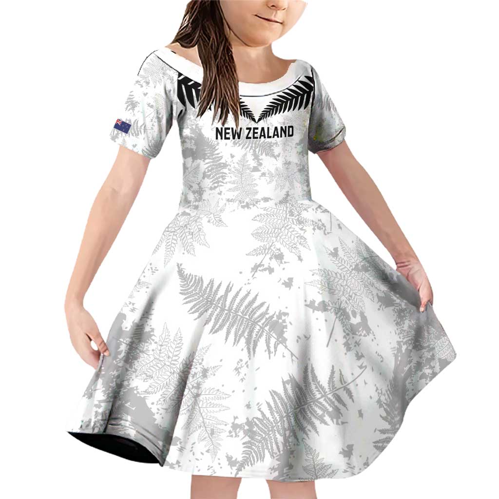 Custom New Zealand Silver Fern Football Family Matching Off Shoulder Short Dress and Hawaiian Shirt Go Aotearoa Grunge White - Vibe Hoodie