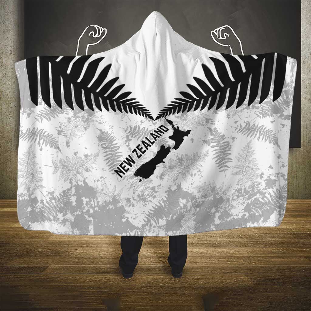 Custom New Zealand Silver Fern Football Hooded Blanket Go Aotearoa Grunge White - Vibe Hoodie