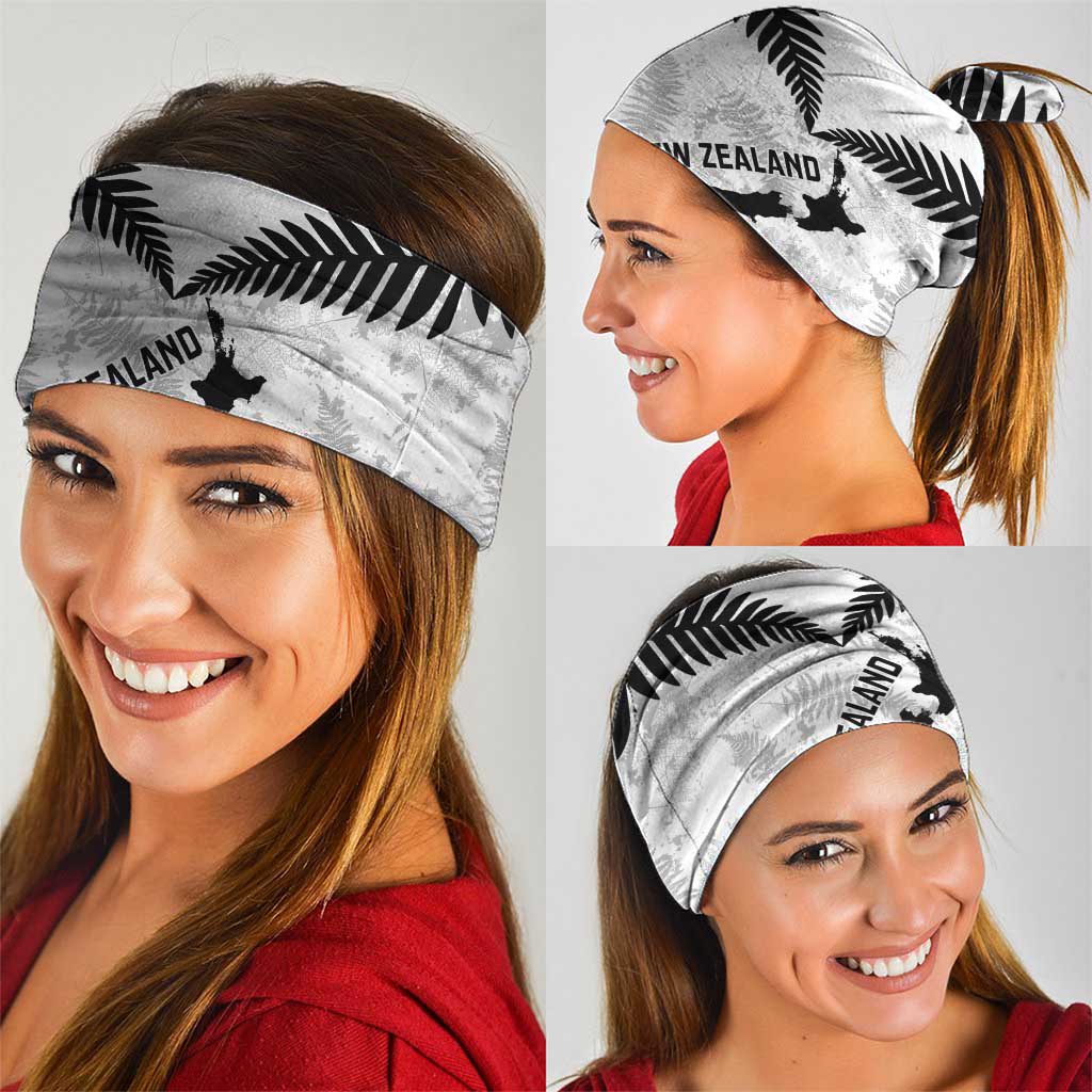 Custom New Zealand Silver Fern Football Neck Gaiter Go Aotearoa Grunge White - Vibe Hoodie