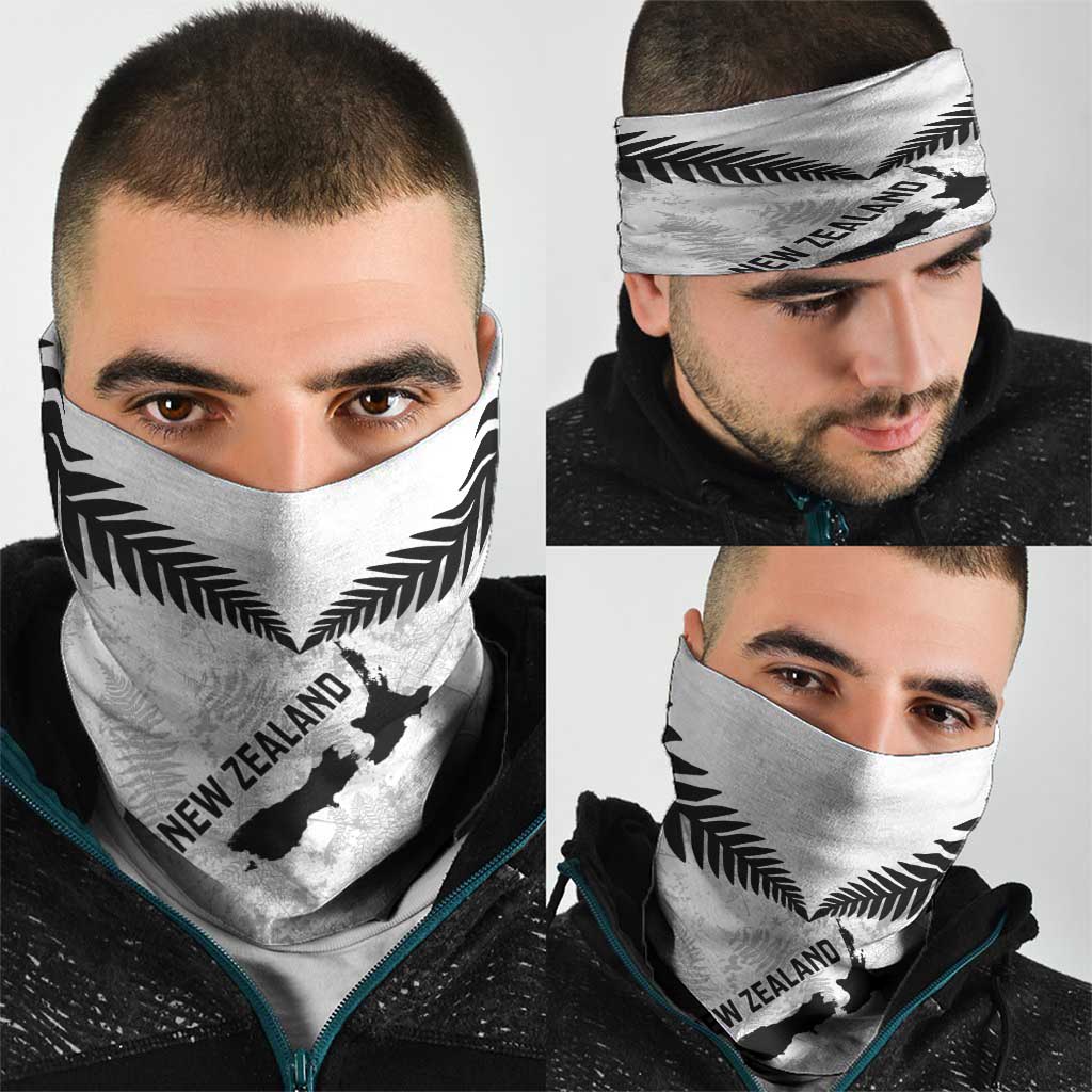 Custom New Zealand Silver Fern Football Neck Gaiter Go Aotearoa Grunge White - Vibe Hoodie