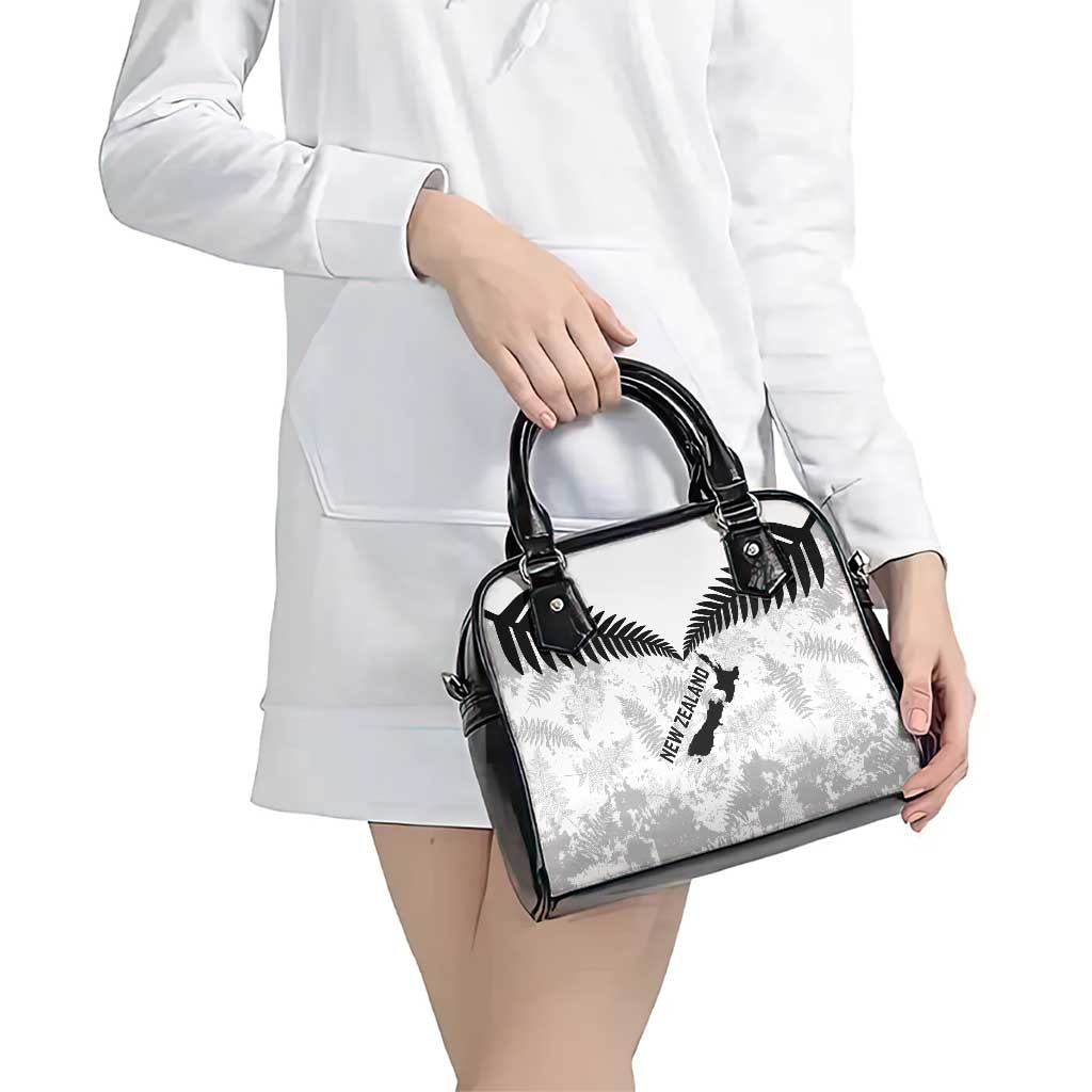 Custom New Zealand Silver Fern Football Shoulder Handbag Go Aotearoa Grunge White - Vibe Hoodie