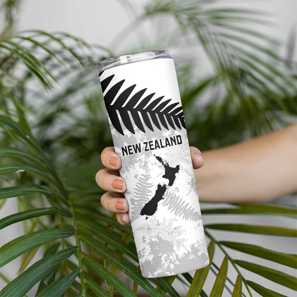 Custom New Zealand Silver Fern Football Skinny Tumbler Go Aotearoa Grunge White - Vibe Hoodie