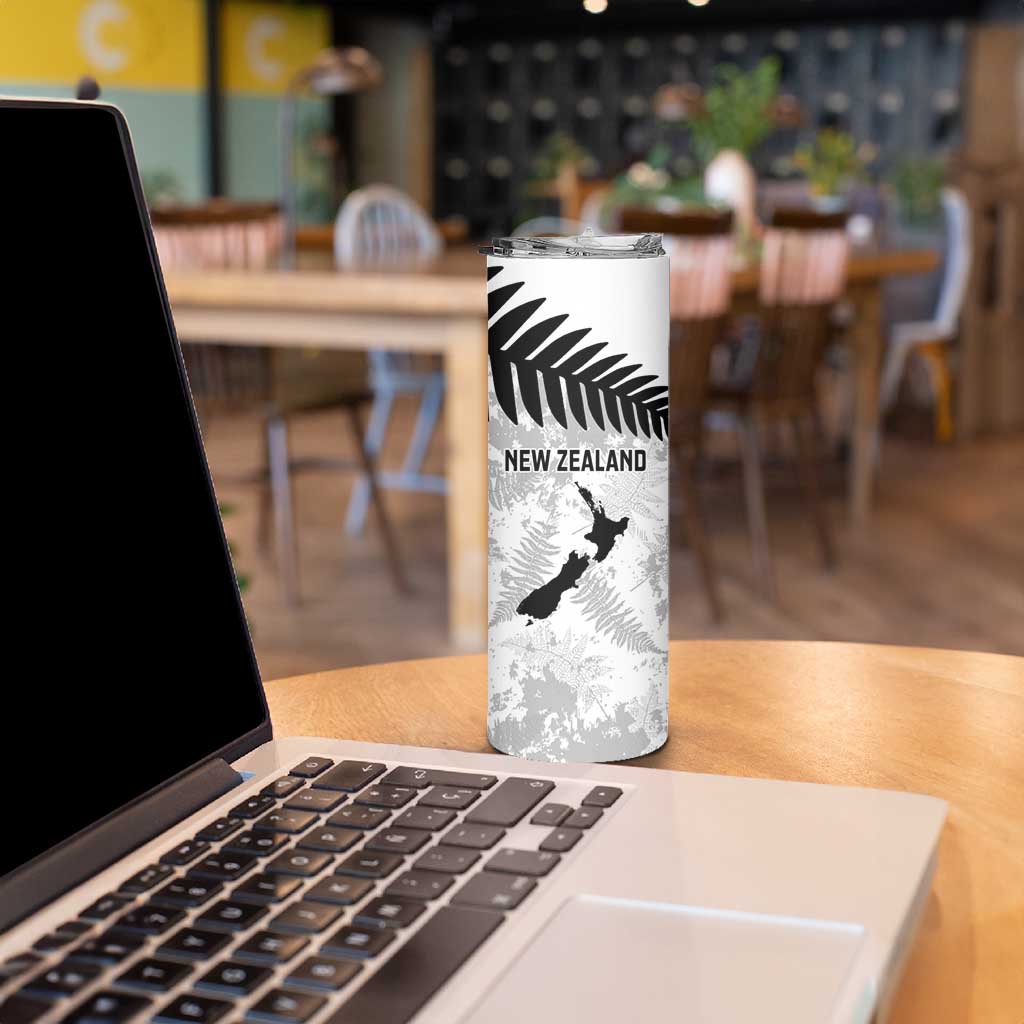 Custom New Zealand Silver Fern Football Skinny Tumbler Go Aotearoa Grunge White - Vibe Hoodie