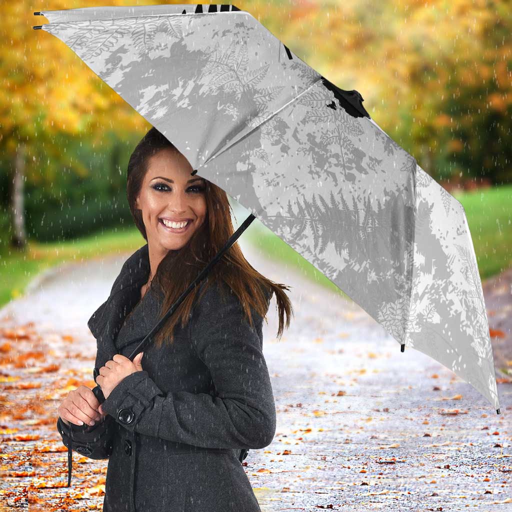 Custom New Zealand Silver Fern Football Umbrella Go Aotearoa Grunge White - Vibe Hoodie