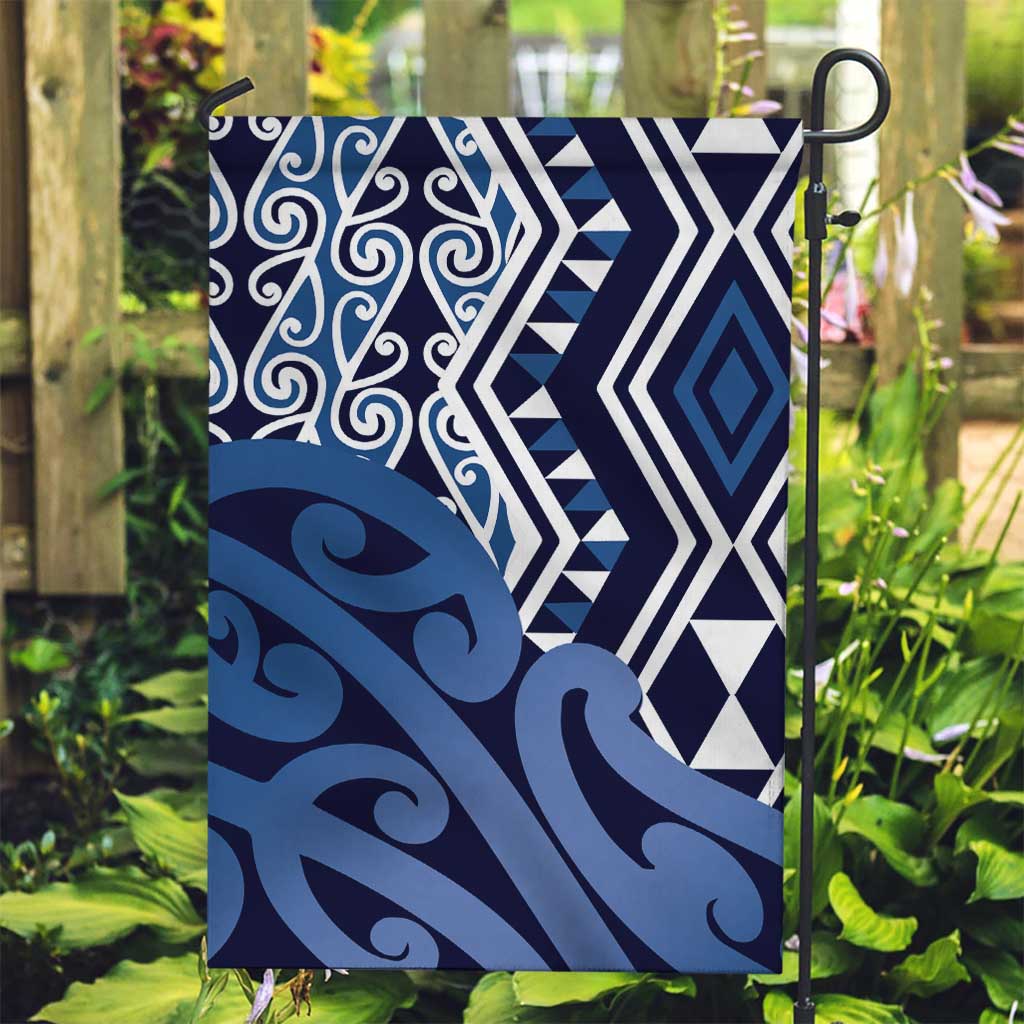 New Zealand Garden Flag Aotearoa Kowhaiwhai Mix Taniko Art - Blue - Vibe Hoodie Shop