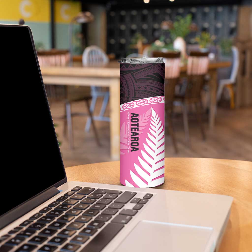 Personalised Aotearoa Cricket Skinny Tumbler Go White Silver Fern