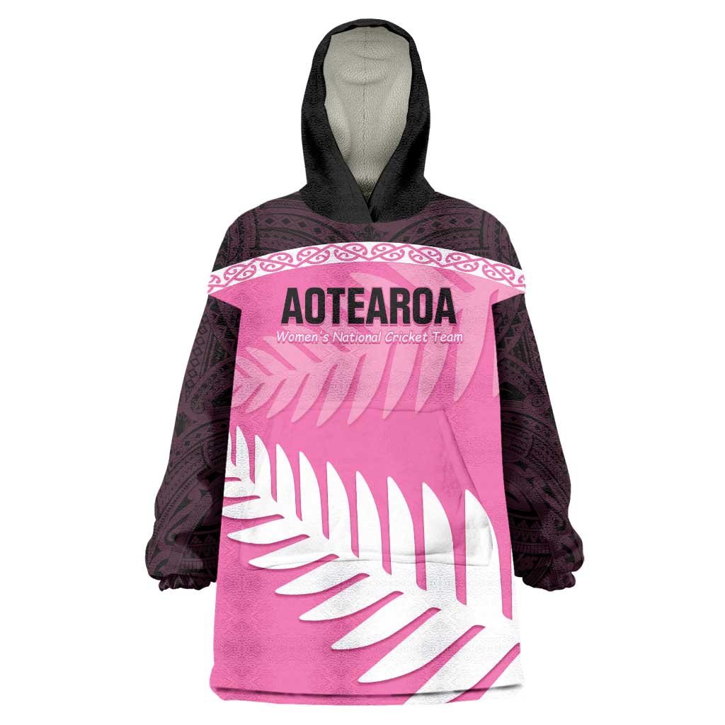 Custom New Zealand Aotearoa Cricket Wearable Blanket Hoodie Go White Silver Fern - Vibe Hoodie Shop