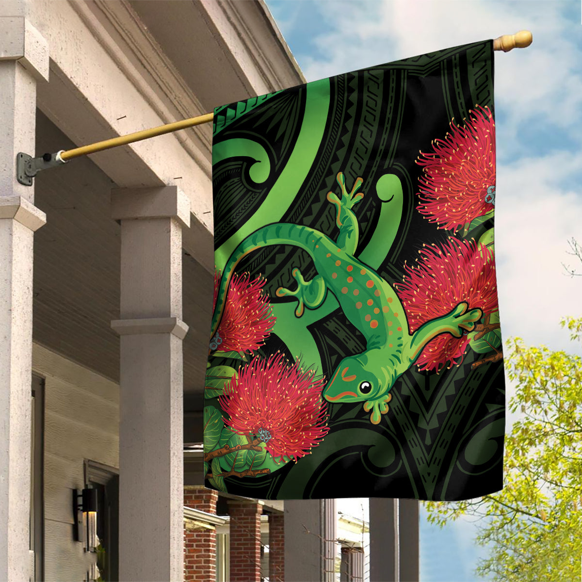 New Zealand Gecko Garden Flag Aotearoa Maori With Pohutukawa Flowers - Vibe Hoodie Shop