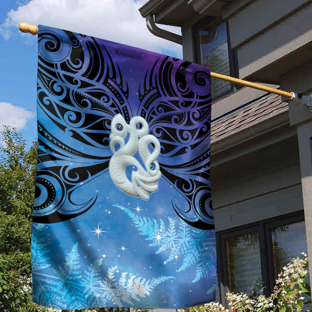 New Zealand Matariki Garden Flag Aotearoa Maori New Year Manaia Galaxy Vibes - Vibe Hoodie Shop