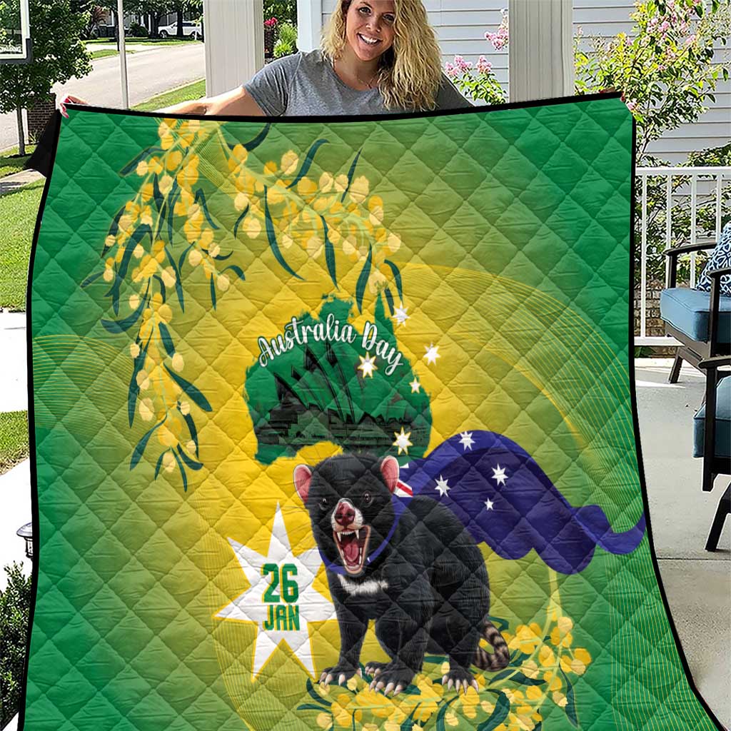 Tasimania Devil Australia Day Quilt Aussie Aussie Aussie Oi! Oi! Oi! - Green - Vibe Hoodie Shop