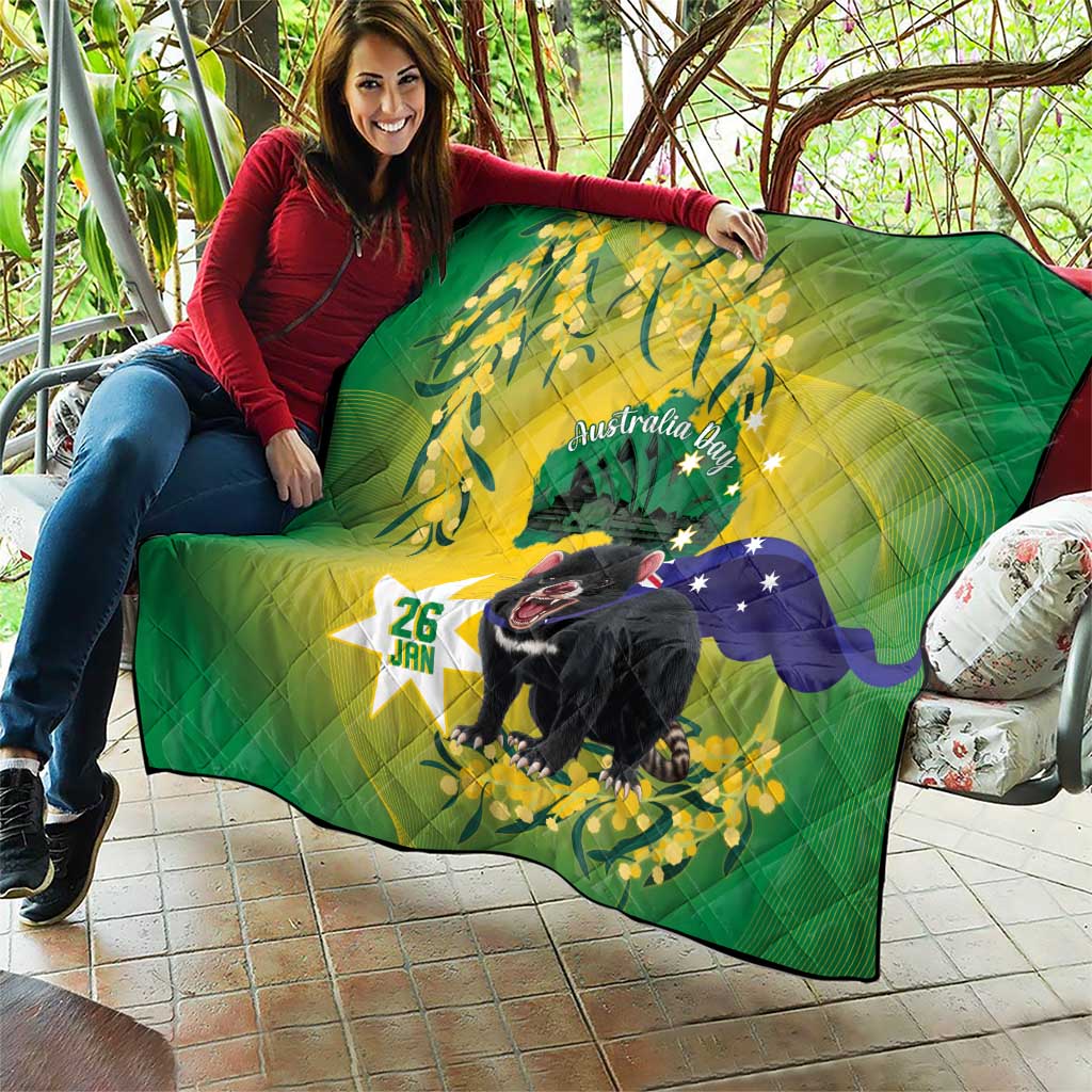 Tasimania Devil Australia Day Quilt Aussie Aussie Aussie Oi! Oi! Oi! - Green - Vibe Hoodie Shop