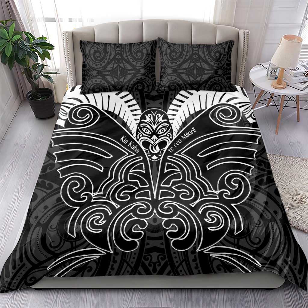 Kia Kaha Te Reo Maori Bedding Set Aotearoa Hei Tiki With Hongi - Vibe Hoodie Shop