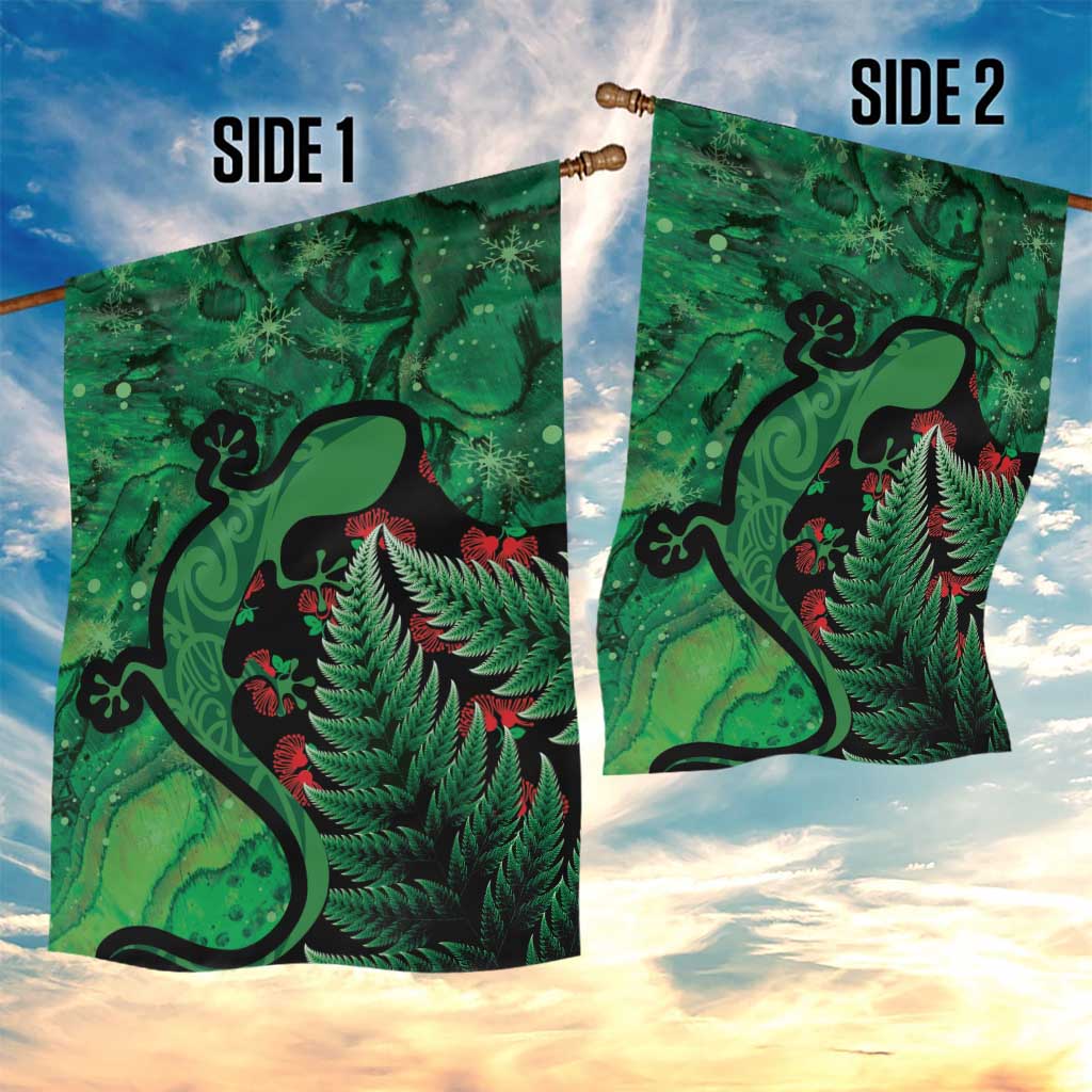 New Zealand Gecko Christmas Garden Flag Meri Kirihimete Paua Shell Mix Pohutukawa - Vibe Hoodie Shop