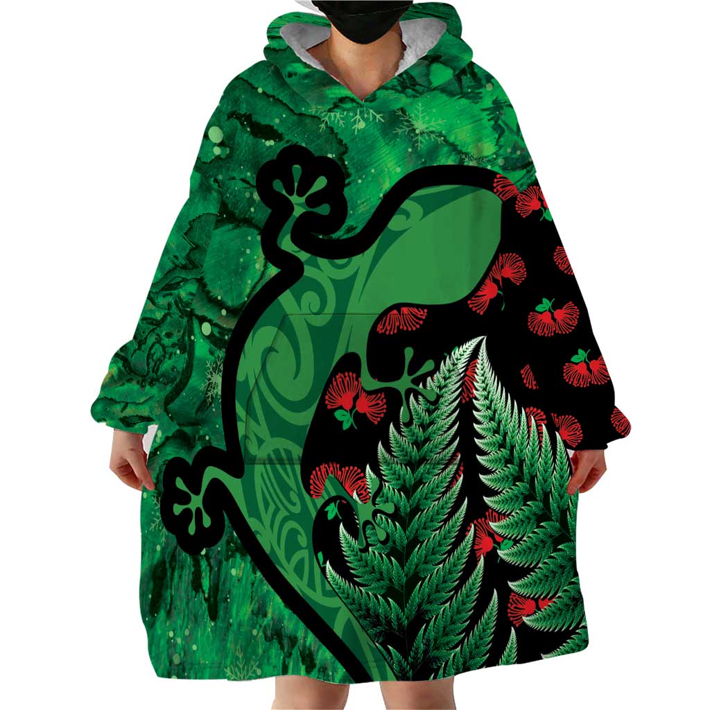 New Zealand Gecko Christmas Wearable Blanket Hoodie Meri Kirihimete Paua Shell Mix Pohutukawa - Vibe Hoodie Shop