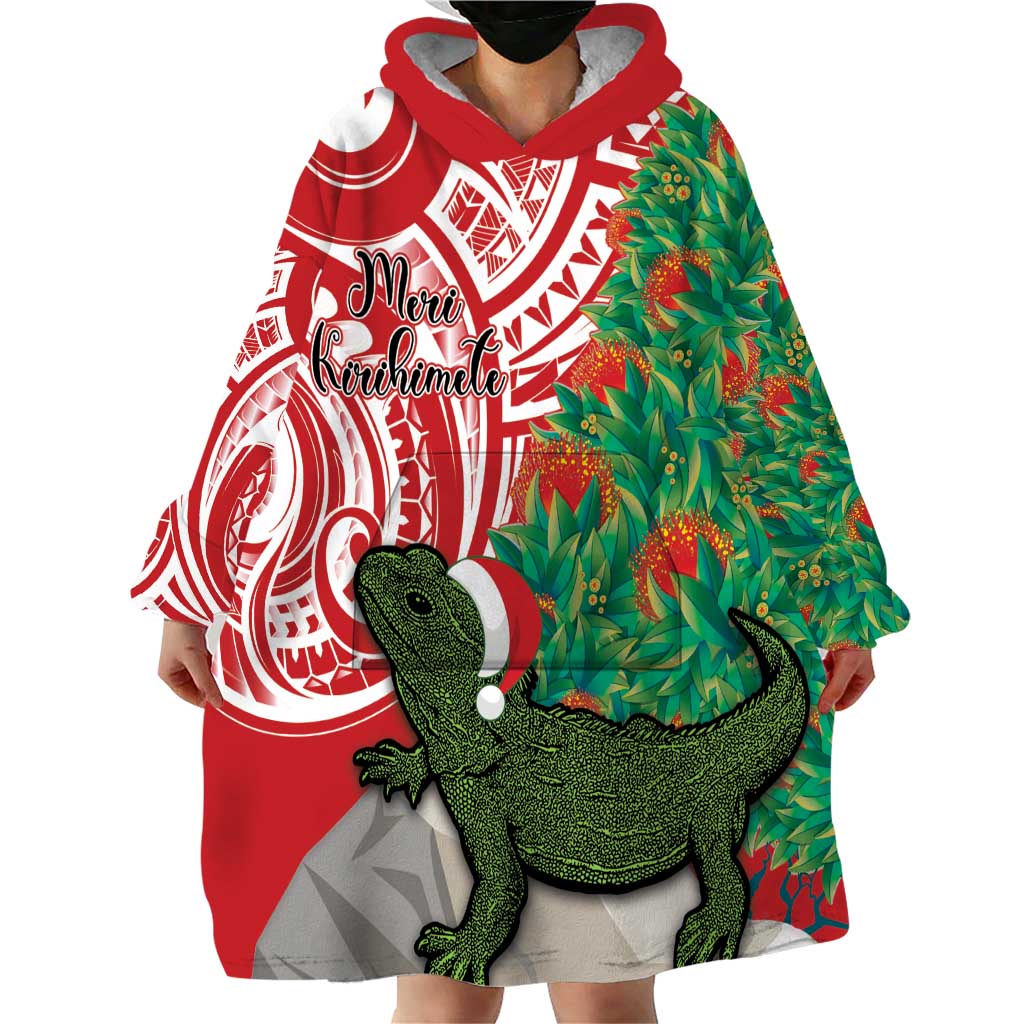 Personalised New Zealand Tuatara Christmas Wearable Blanket Hoodie Meri Kirihimete Aotearoa Maori Mix Pohutukawa - Vibe Hoodie Shop