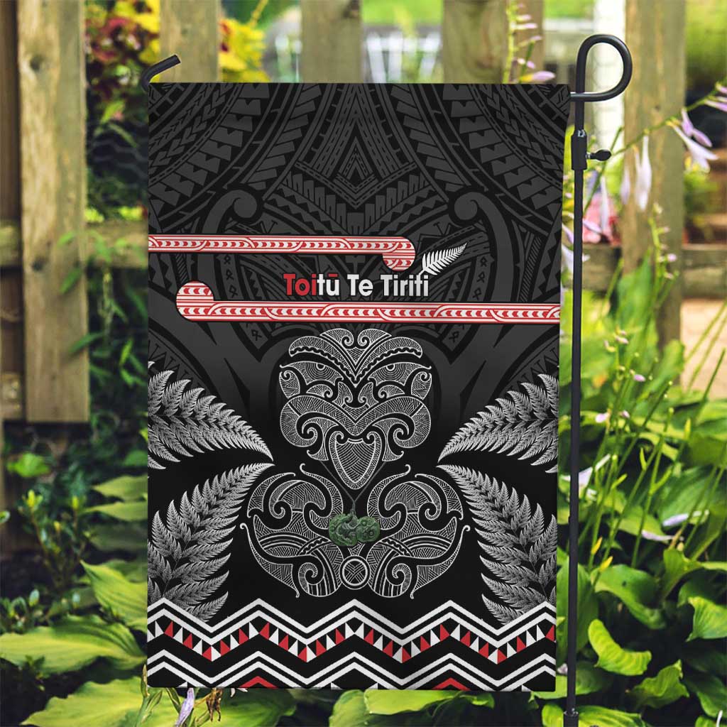 Aotearoa Toitu Te Tiriti Garden Flag Stand Together! Stand Stronger! - NZ Tiki - Vibe Hoodie Shop